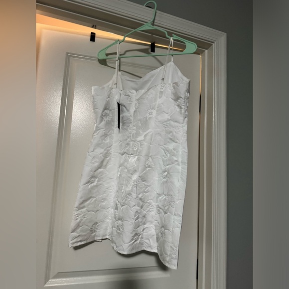 White lulus jacquard mini dress - Picture 3 of 3